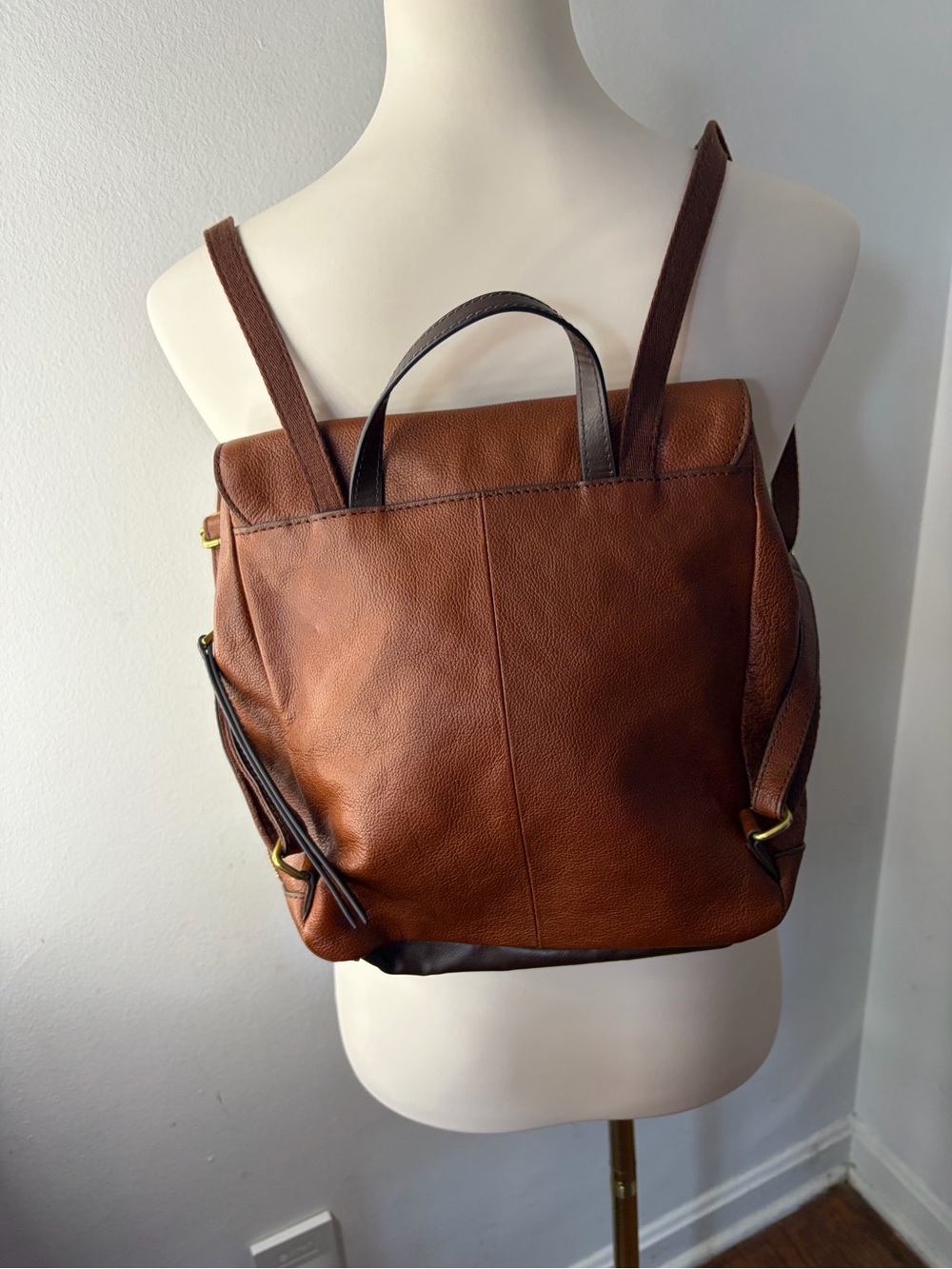 Fossil Claire Chestnut Brown Leather Backpack - Picture 4 of 11